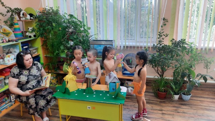 Шебер қолдар (саусақ театр арқылы балалардың сөйлеу тілін дамыту)