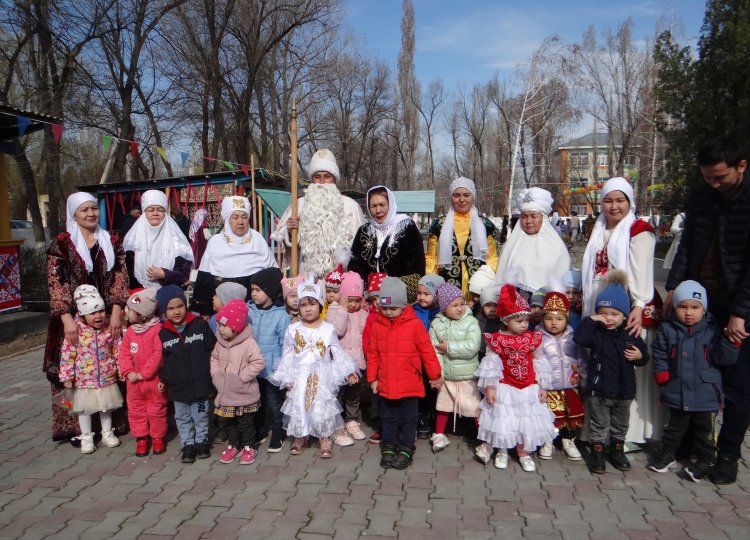 Армысын, Әз Наурыз мерекесі ата - аналардың қатысуымен